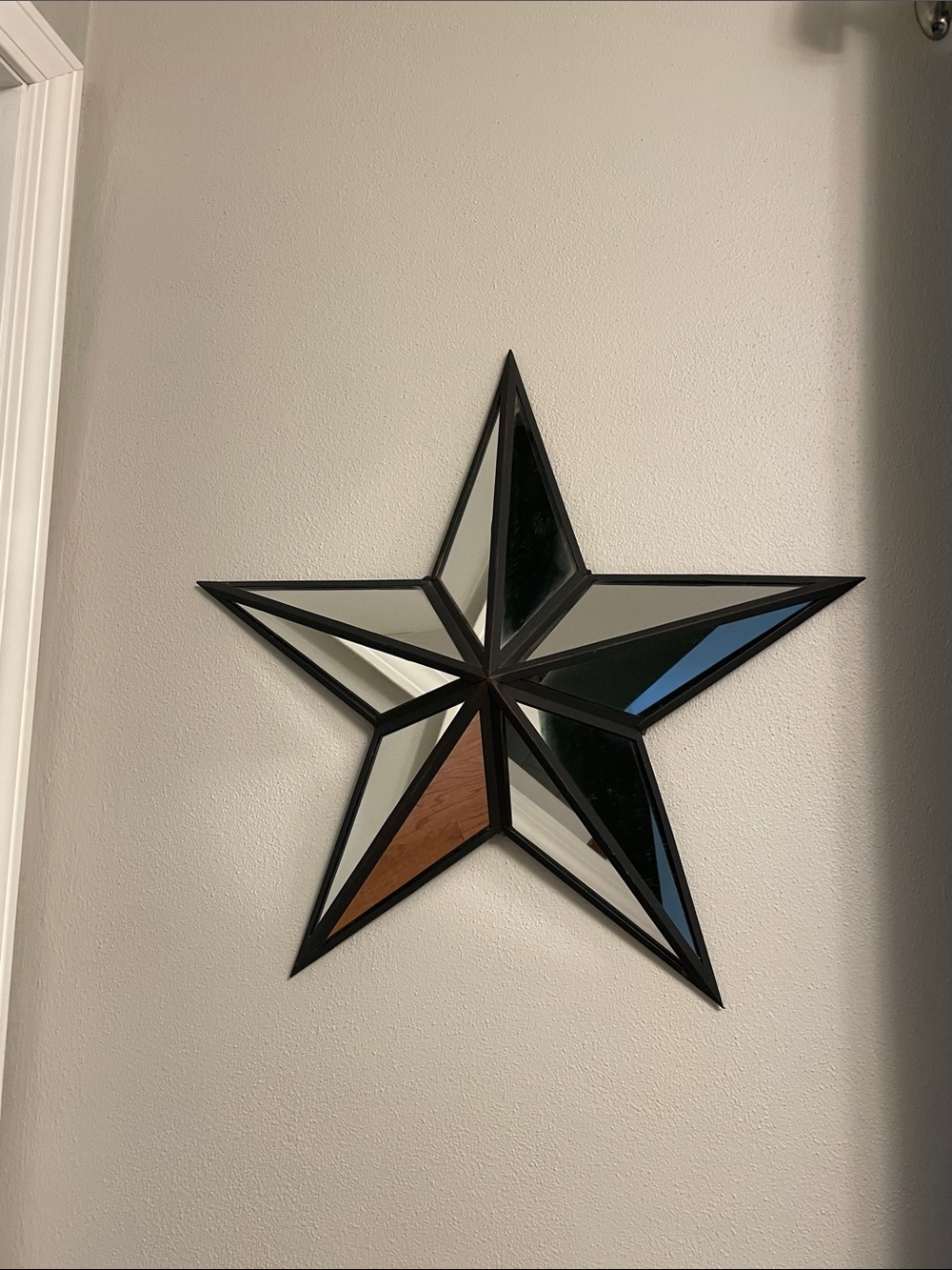 Large Black Metal STAR Shaped Wall Hanging Mirror EXCELLENT CONDITION